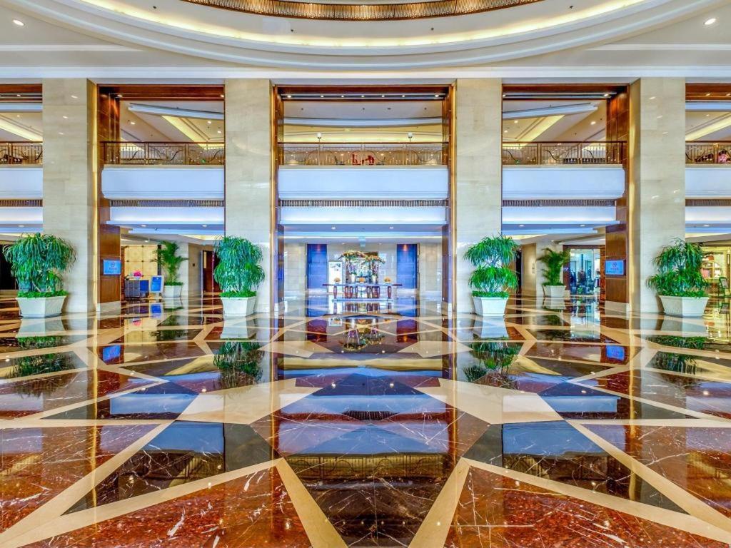 New Century Hangzhou Grand Hotel Экстерьер фото