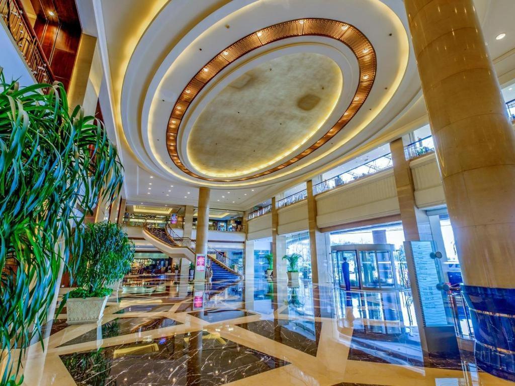 New Century Hangzhou Grand Hotel Экстерьер фото