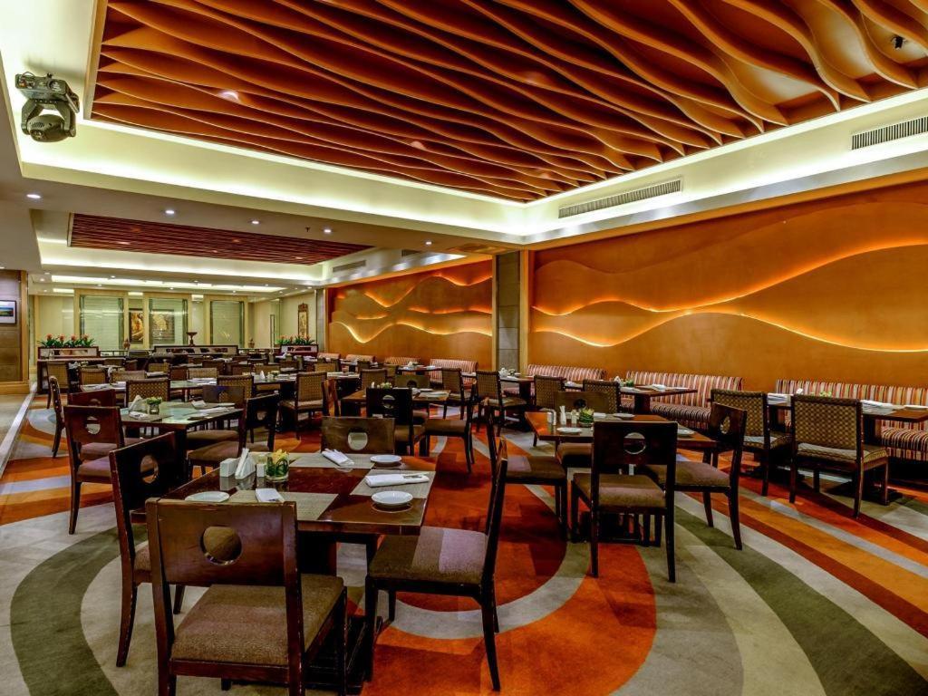 New Century Hangzhou Grand Hotel Экстерьер фото