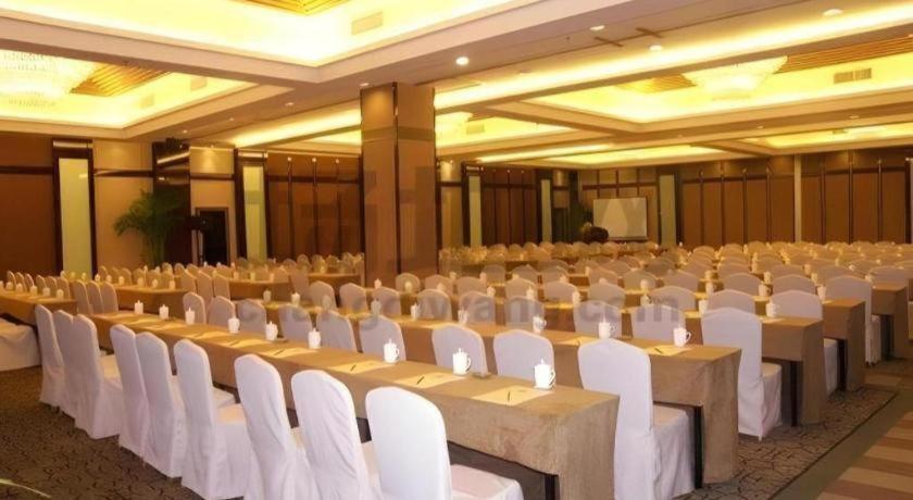 New Century Hangzhou Grand Hotel Экстерьер фото