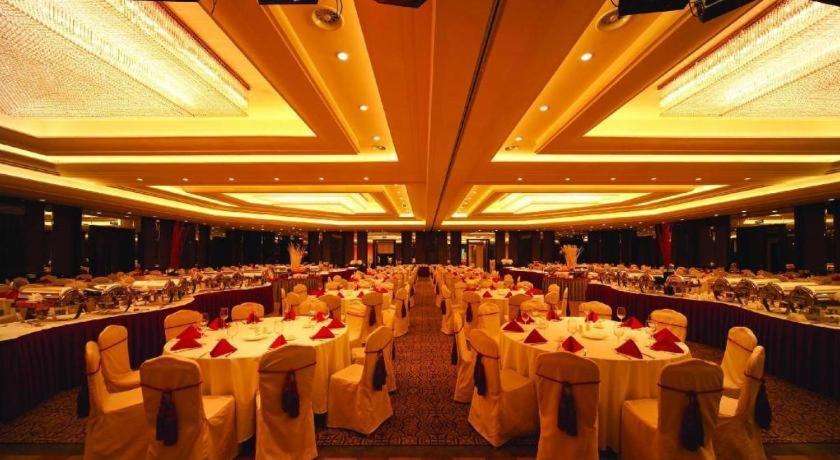 New Century Hangzhou Grand Hotel Экстерьер фото